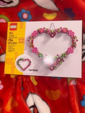 LEGO Heart Ornament Pink and Green Floral Wreath 40638 NEW QUICK SHIP